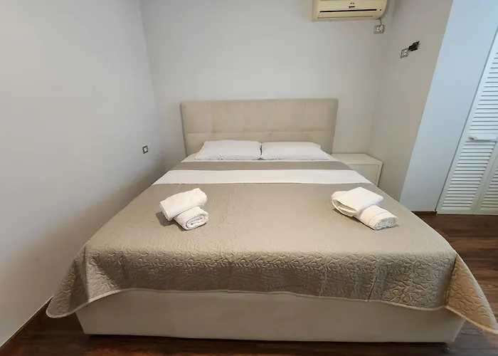 Sweet Luxury Apartmán Tirana
