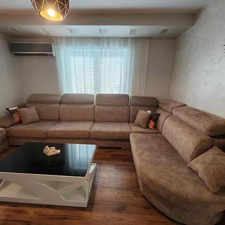 Apartment Sweet Luxury *