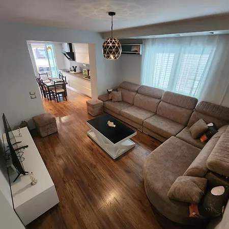 Apartment Sweet Luxury